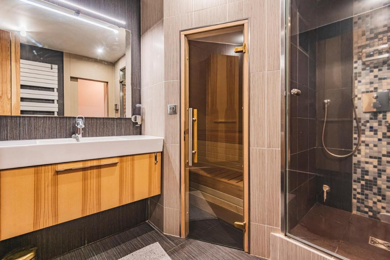 Hyper Center Sauna Air Conditionner رانس المظهر الخارجي الصورة